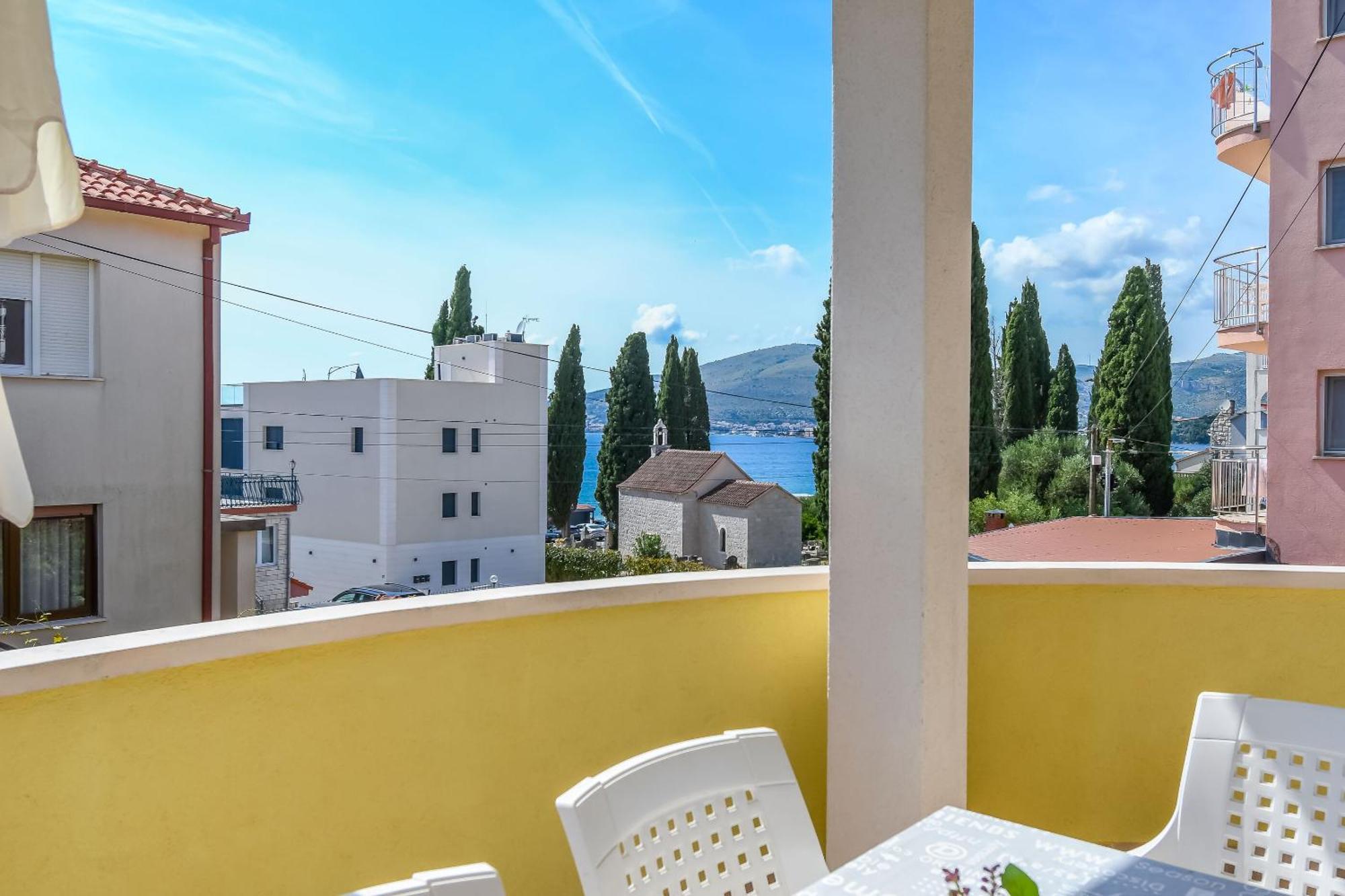 Apartments Tabak Trogir Exterior photo